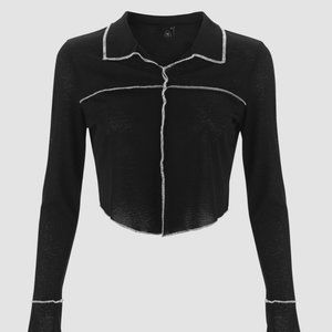 Lightweight black collared crop top with white outline